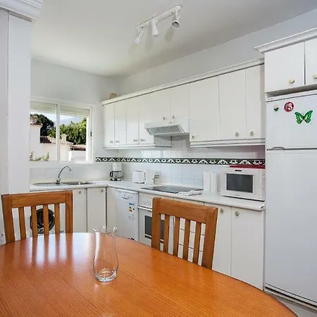 Apartment Marina Bay A26